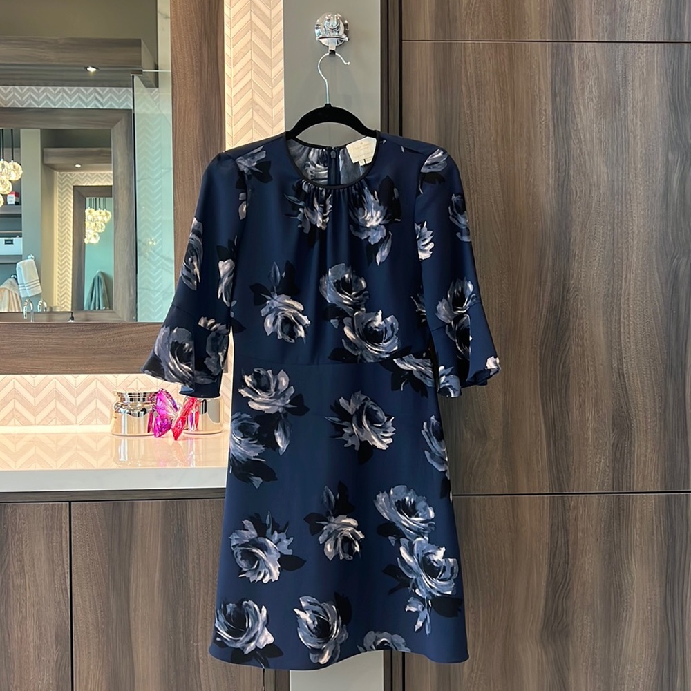 Kate Spade dress. Ruffle sleeve detail. Worn once.